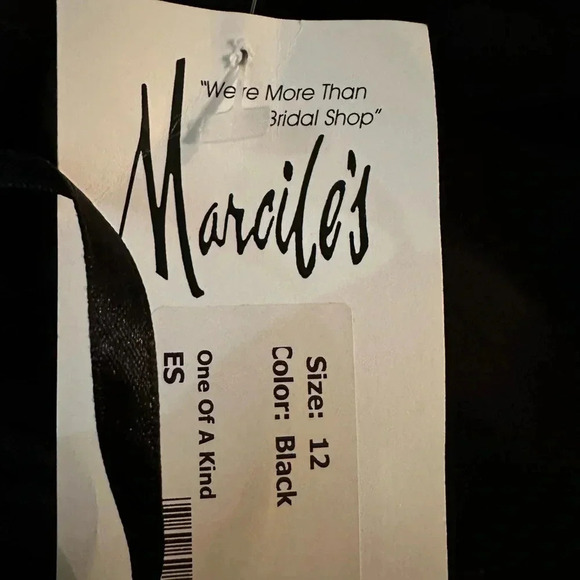 Emma Street beautiful black dress size 12 - Picture 14 of 15